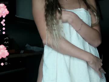 cam girl mxxnsxsul image #2629487