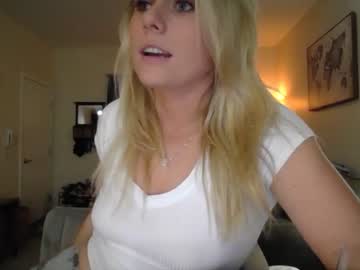 cam girl varsitybaby000 image #376003