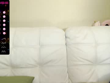 cam girl sofa_bunny image #3787061