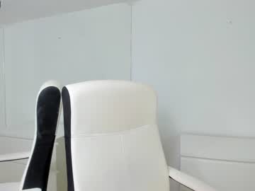 cam girl ingridblondy94 image #2224127
