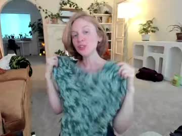 cam girl pretendlunch image #2437870