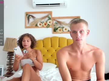 cam couple lyaksi image #2080035