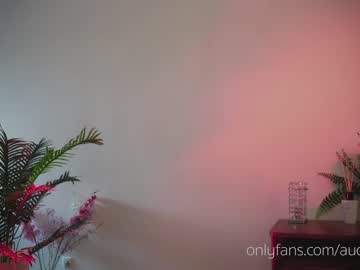 cam girl auddicted image #147404