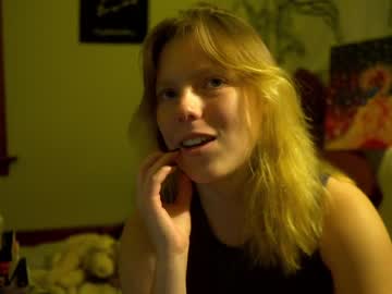 cam girl crimsonxrapture image #835324