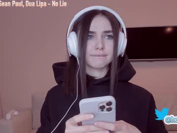 cam girl hollyextra image #627503