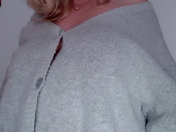 cam girl kiradivine image #1681528
