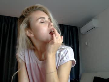 cam girl amourvenenum image #2695845