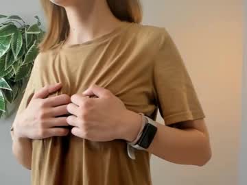 cam girl maidacure image #4015107