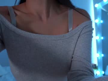 cam girl houseofkei image #1279625
