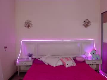 cam girl queen_kitty1818 image #3229802