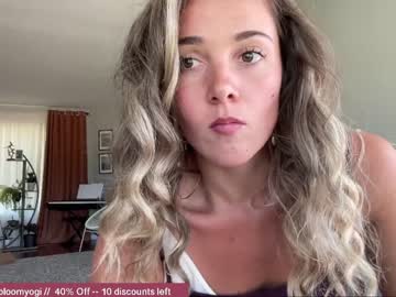 cam girl bloomyogi image #2198761