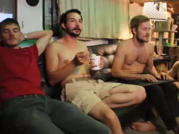 cam man hollandhousestudios image #1993384