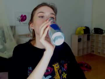 cam girl mollynerd image #1486157