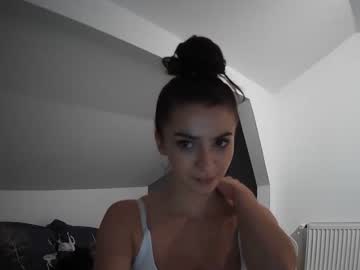 cam girl misskirra image #584521