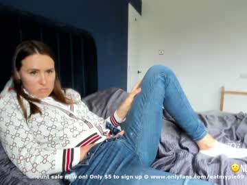 cam girl eatmypie69 image #932671