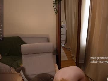 cam girl sonyaplush image #2932978