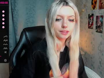 cam girl dumnbbylucifer image #621738