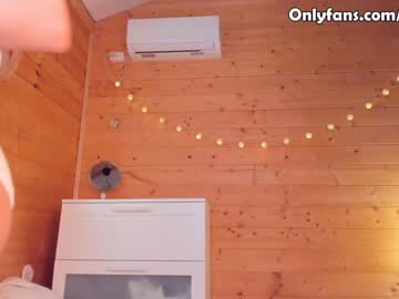 cam girl evaava image #550964