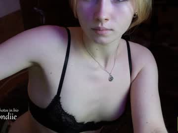 cam girl bestblondiiecb image #3809972