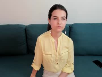cam girl zeldaflowers image #3992975