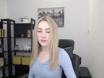 cam girl little_e_mily image #1235317
