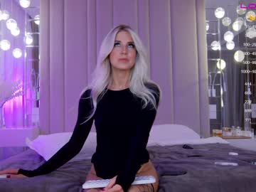 cam girl krissone image #2480084
