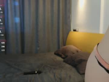 cam girl louisebby image #4029199