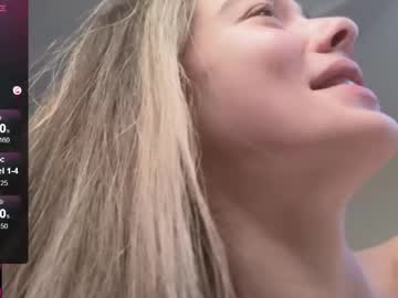 cam girl crazydaisy_ image #4029070