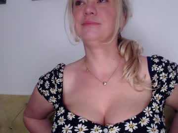 cam girl kiradivine image #1746068