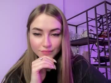 cam girl strawberryjamx image #3526188