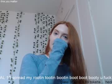 cam girl dominiquemystique image #997481