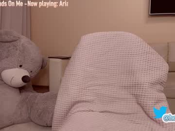 cam girl hollyextra image #770172