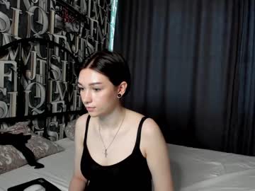 cam girl carolyn_white image #1683981