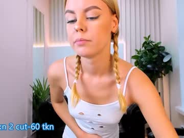 cam girl moon__flowers image #2619148