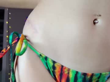 cam girl lilfknsquirt image #4077565