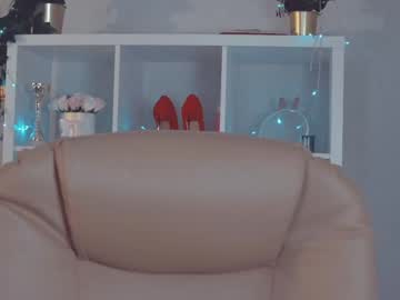 cam girl mia_milagros image #1231187