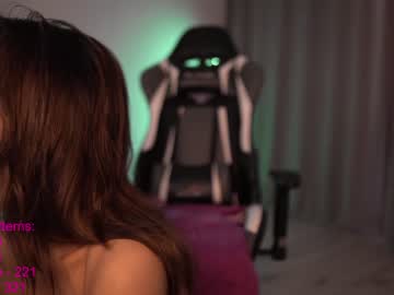 cam girl lindamei image #1885872