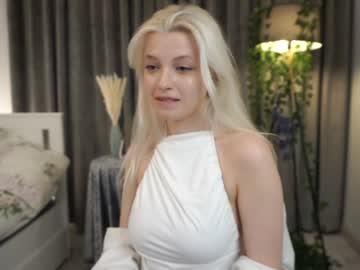 cam girl esmehathorne image #4019764