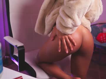 cam girl seranasenpai image #232845