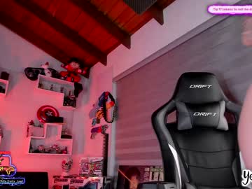 cam girl yesikasaenz image #902349