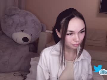 cam girl hollyextra image #202404