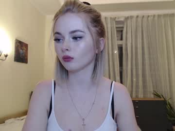 cam girl yvaine777 image #1099099
