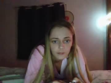 cam girl maplebaby007 image #3820235