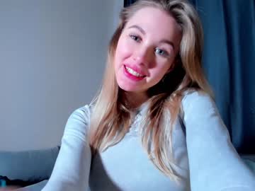 cam girl cuddly_crystal image #3995904