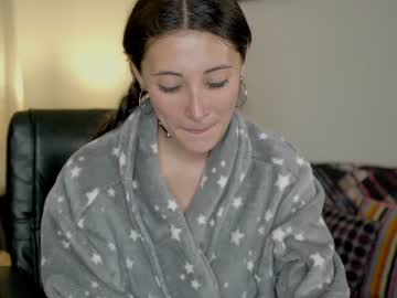 cam girl kellytesh image #2200360