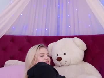 cam girl milana_grands image #953721