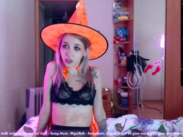 cam girl ho1yh01e image #2922292