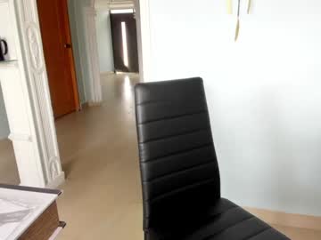 cam girl noemibcnz image #861403