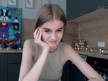 cam girl mila_cuteee image #499554