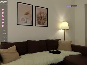 cam girl intrigueeme image #1350303